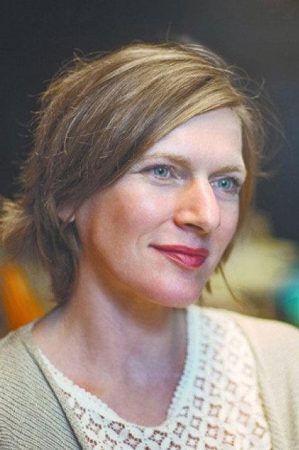 Zsófia Szamosi - Actor Profile Photo