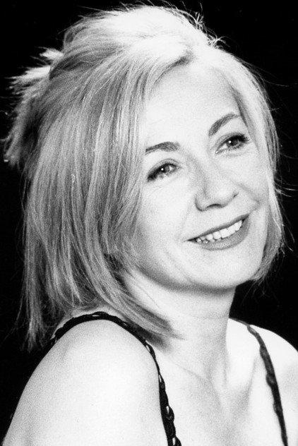 Rosa Novell - Actor Profile Photo