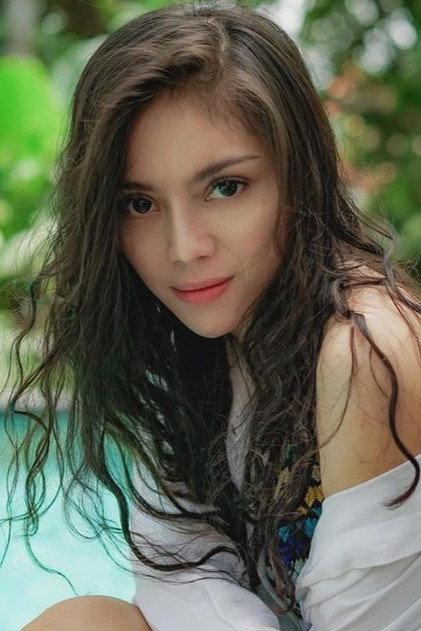 Ismi Melinda - Actor Profile Photo