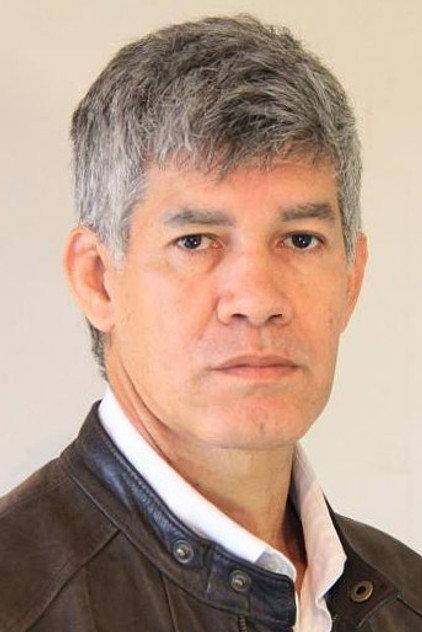 Jorge Román - Actor Profile Photo