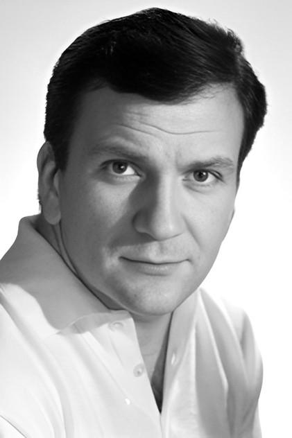 Pierre Mondy - Actor Profile Photo