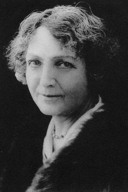 Eugénie Nau - Actor Profile Photo