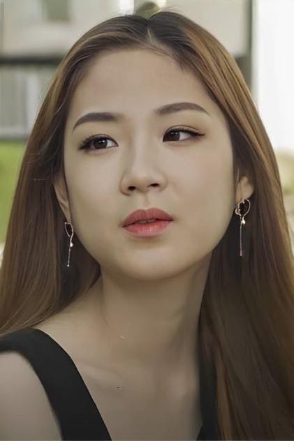 Lee Sul-ah - Actor Profile Photo