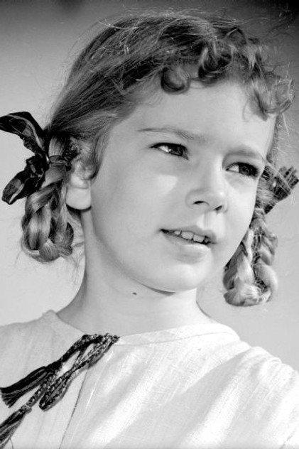 Ann Carter - Actor Profile Photo