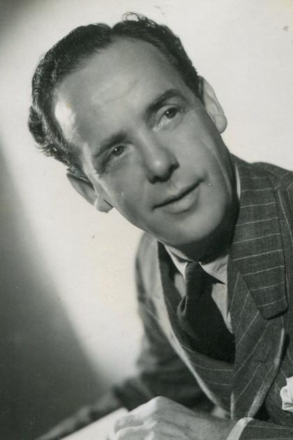 Mervyn Johns - Actor Profile Photo