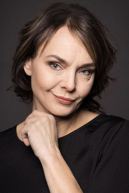 Elina Reinold - Actor Profile Photo