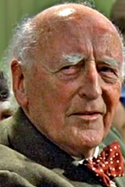 Llewellyn Rees - Actor Profile Photo