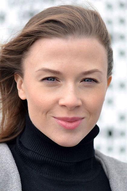Olga Smirnova - Actor Profile Photo