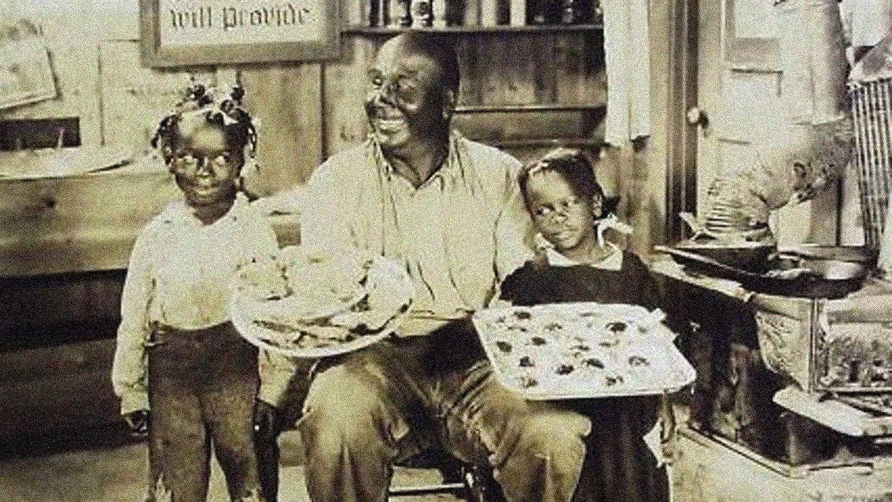 Bring Home the Turkey 1927 movie scene