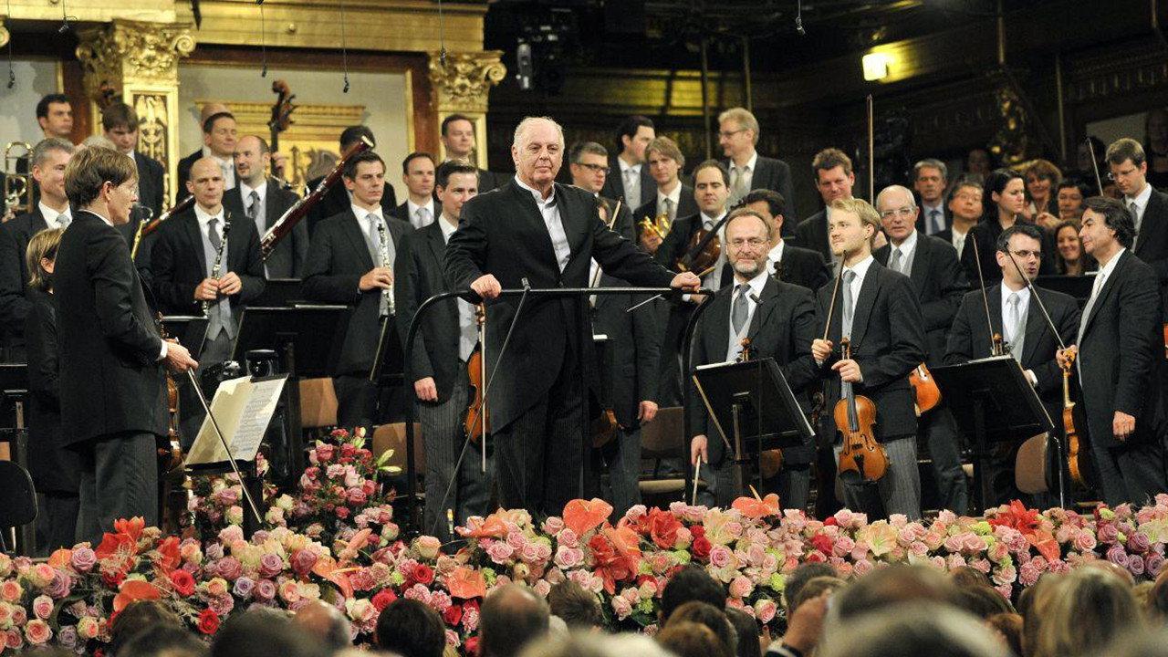 New Year's Concert 2022 2022 movie scene
