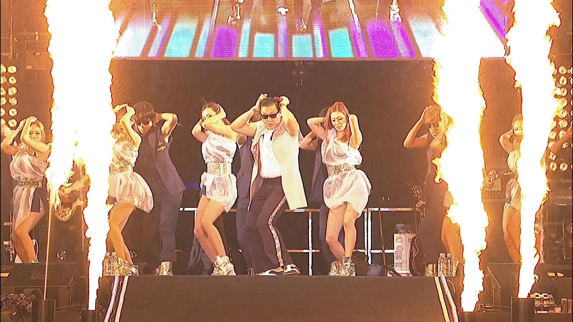 PSY Seoul Plaza Concert 2012 2012 movie scene