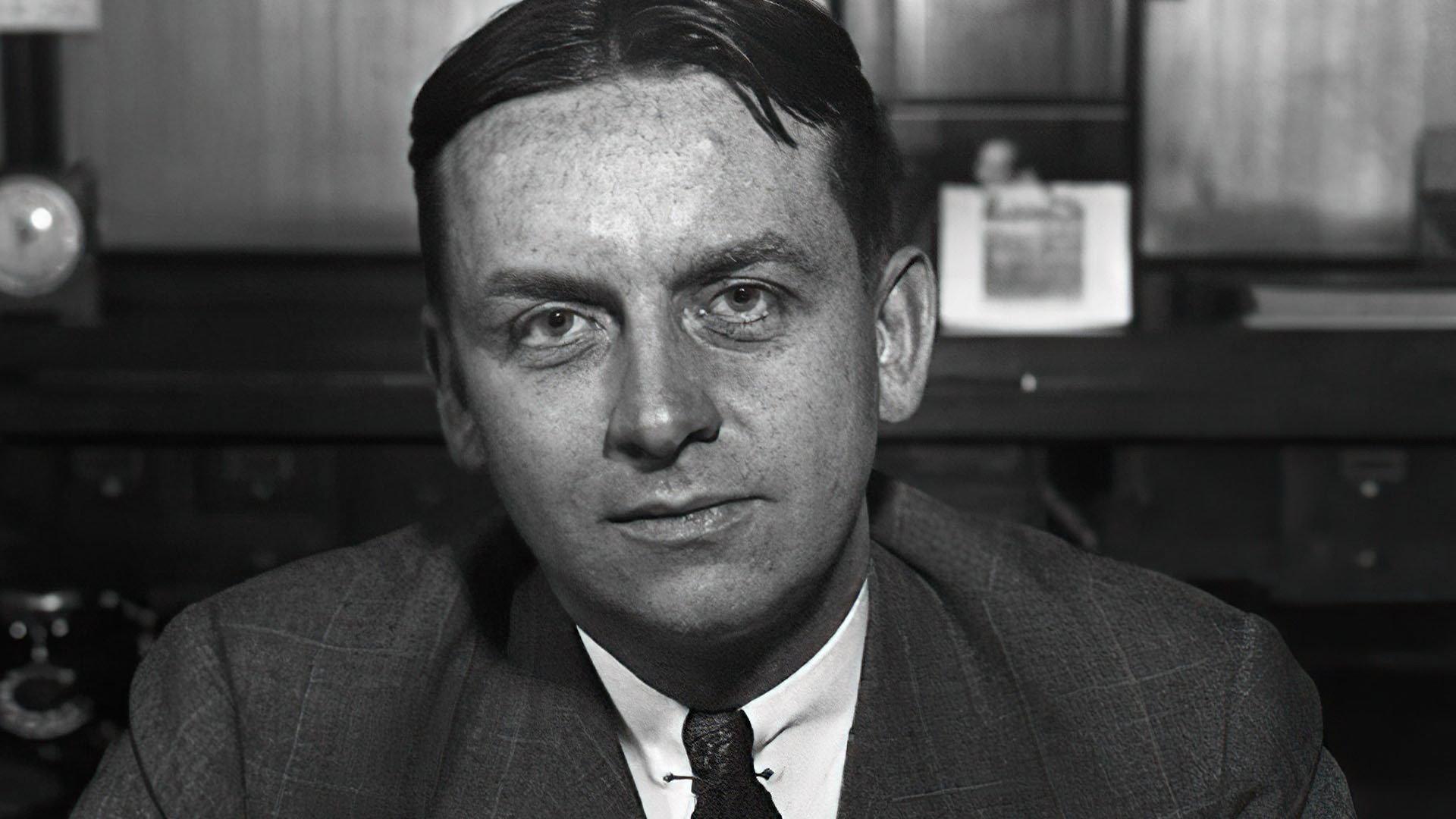 Eliot Ness vs. Al Capone 2009 movie scene