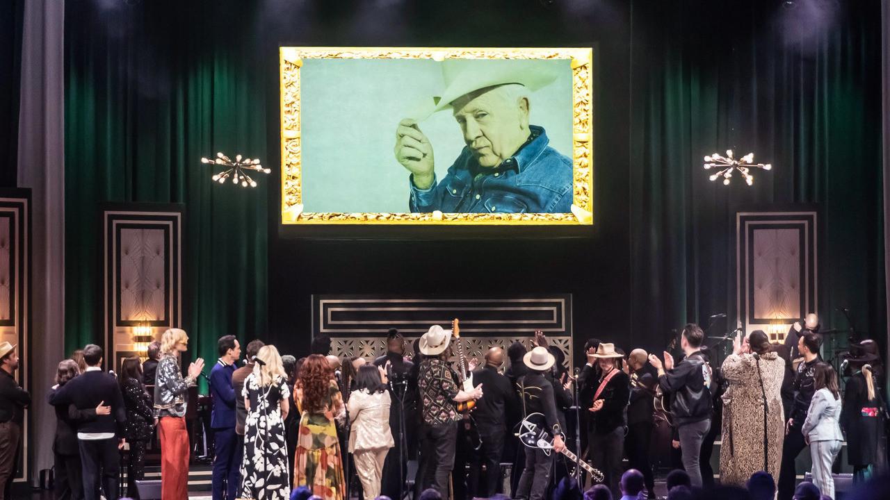 Reportin’ for Duty: A Tribute to Leslie Jordan 2023 movie scene
