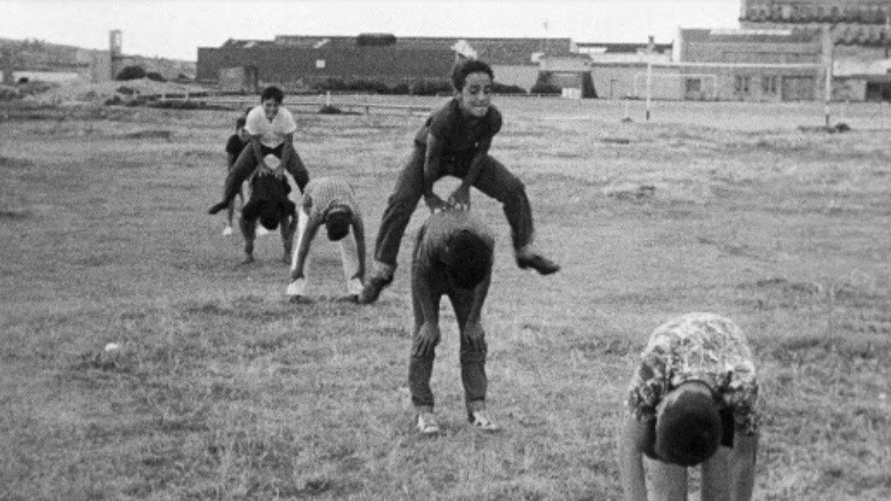 Juegos y Rondas Tradicionales del Uruguay 1966 movie scene