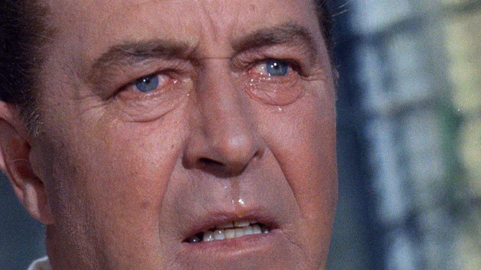 X: The Man with the X-Ray Eyes 1963 movie scene