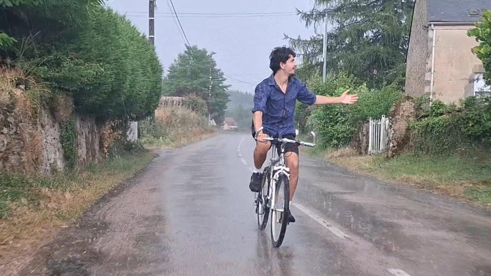 A nos 20 ans 2025 movie scene