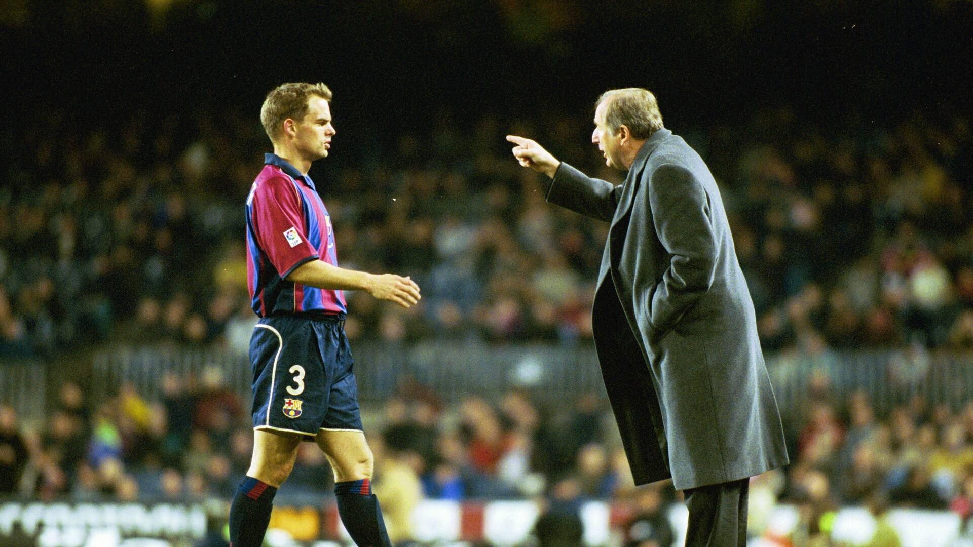Rexach. Correr es de Cobardes 2026 movie scene