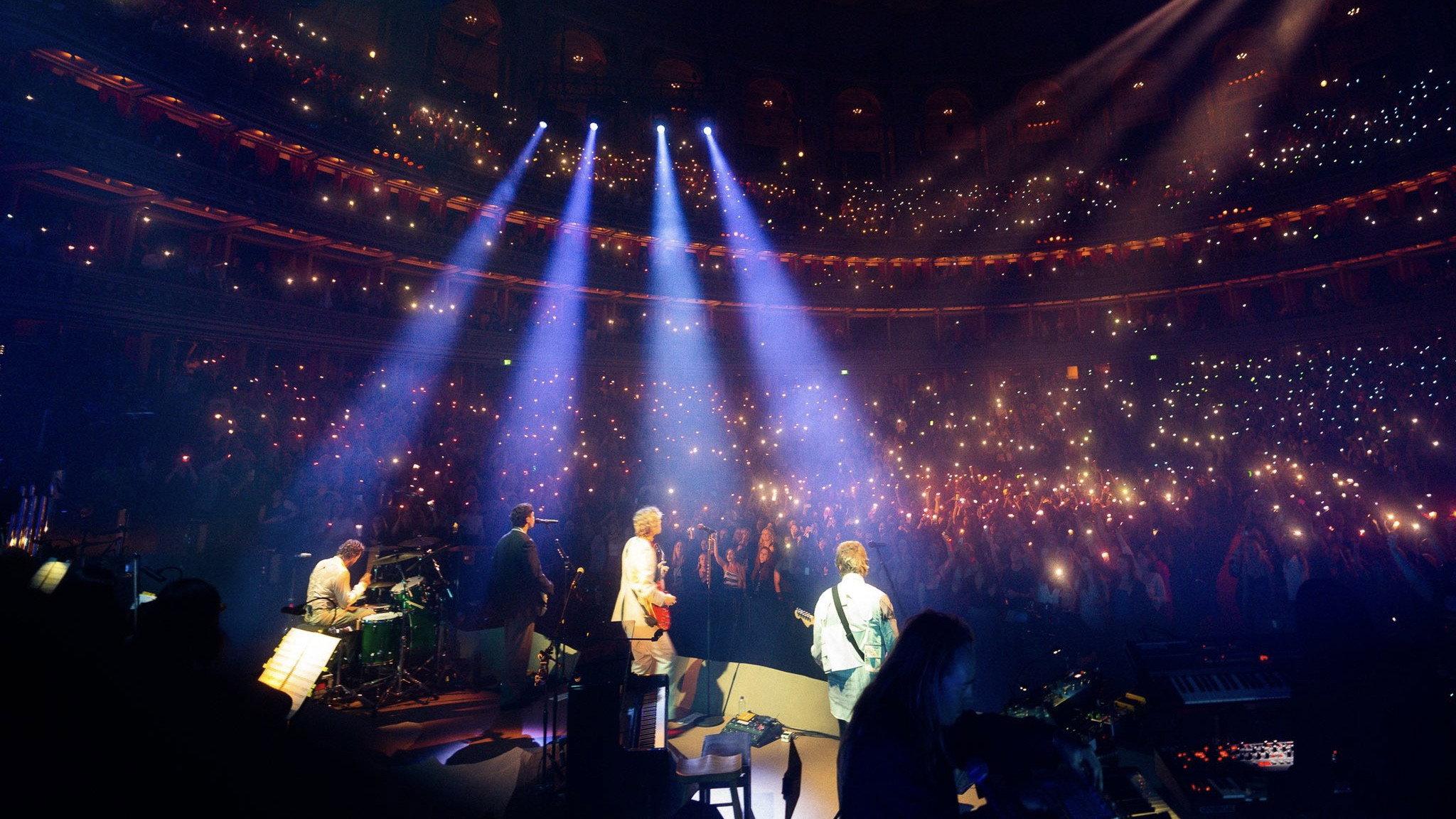 5 Seconds of Summer: The Feeling of Falling Upwards - Live from Royal Albert Hall 2022 movie scene