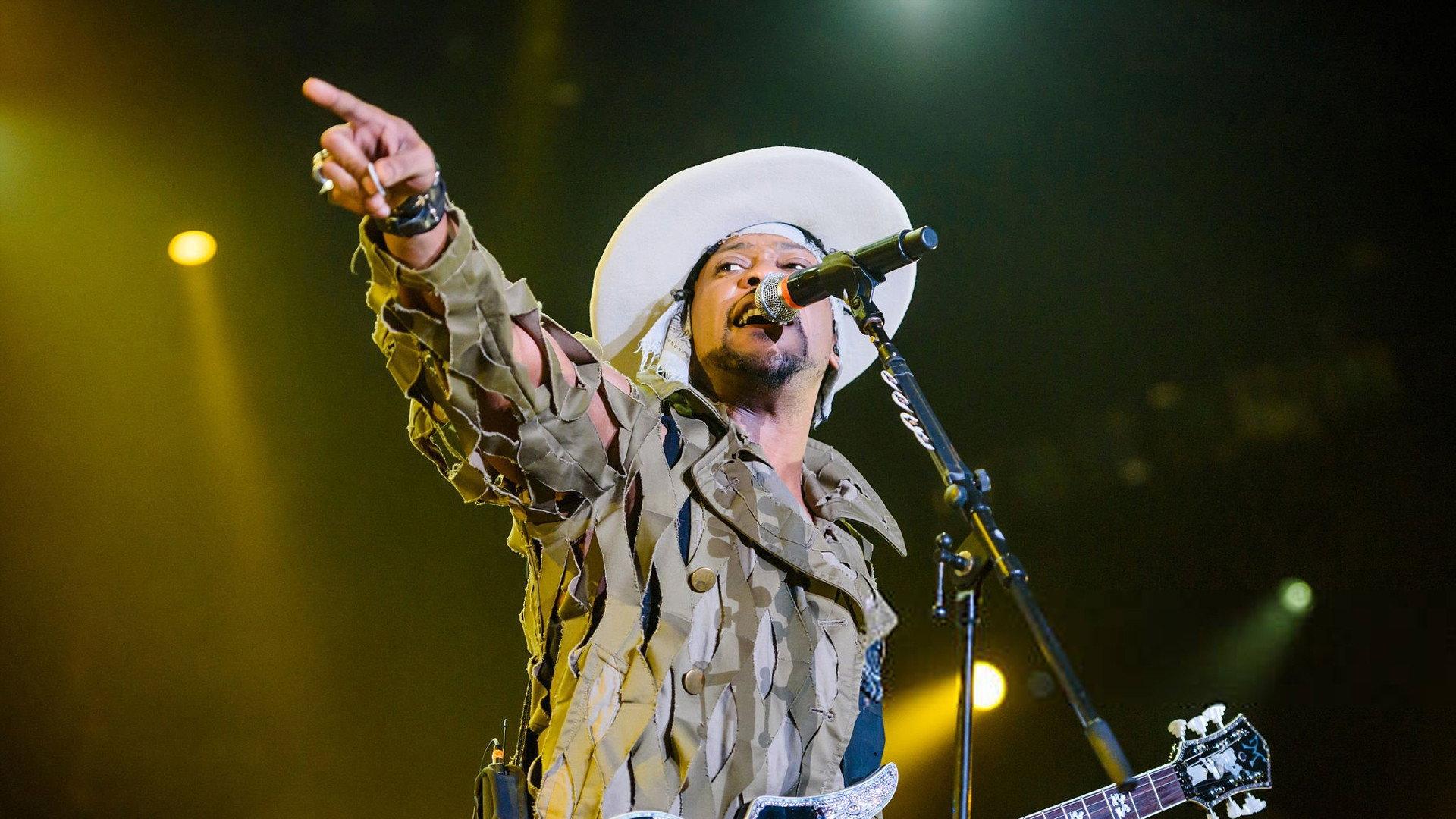 D'Angelo and the Vanguard: North Sea Jazz Festival 2015 2015 movie scene