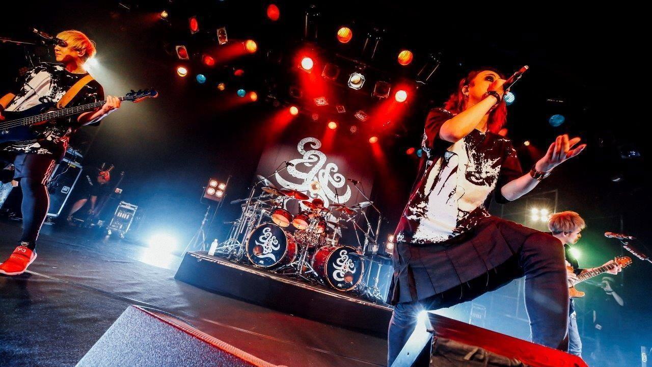 MUCC - World Tour Final Nippon Budokan 666 2006 movie scene