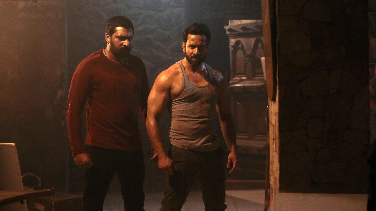 Last 6 Hours 2022 movie scene