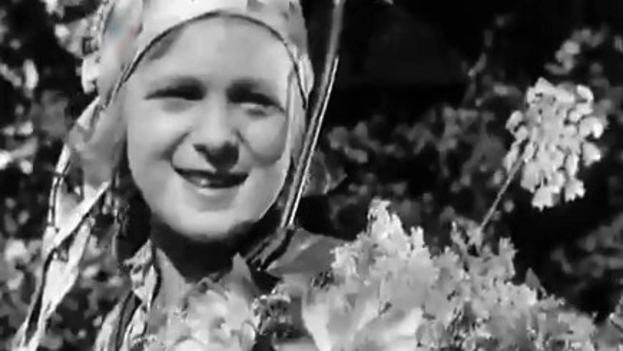Partisan's Daughter 1937 movie scene