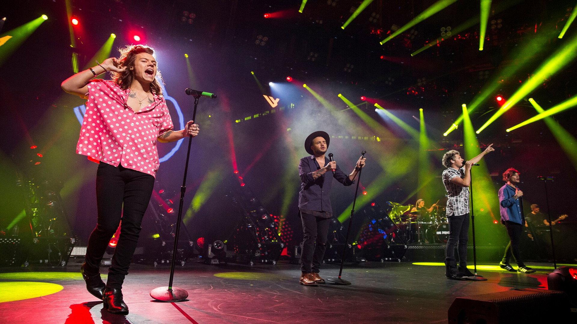 One Direction: Apple Music Festival - London 2015 2015 movie scene