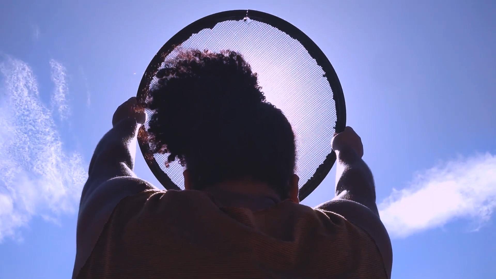 circles 2020 movie scene