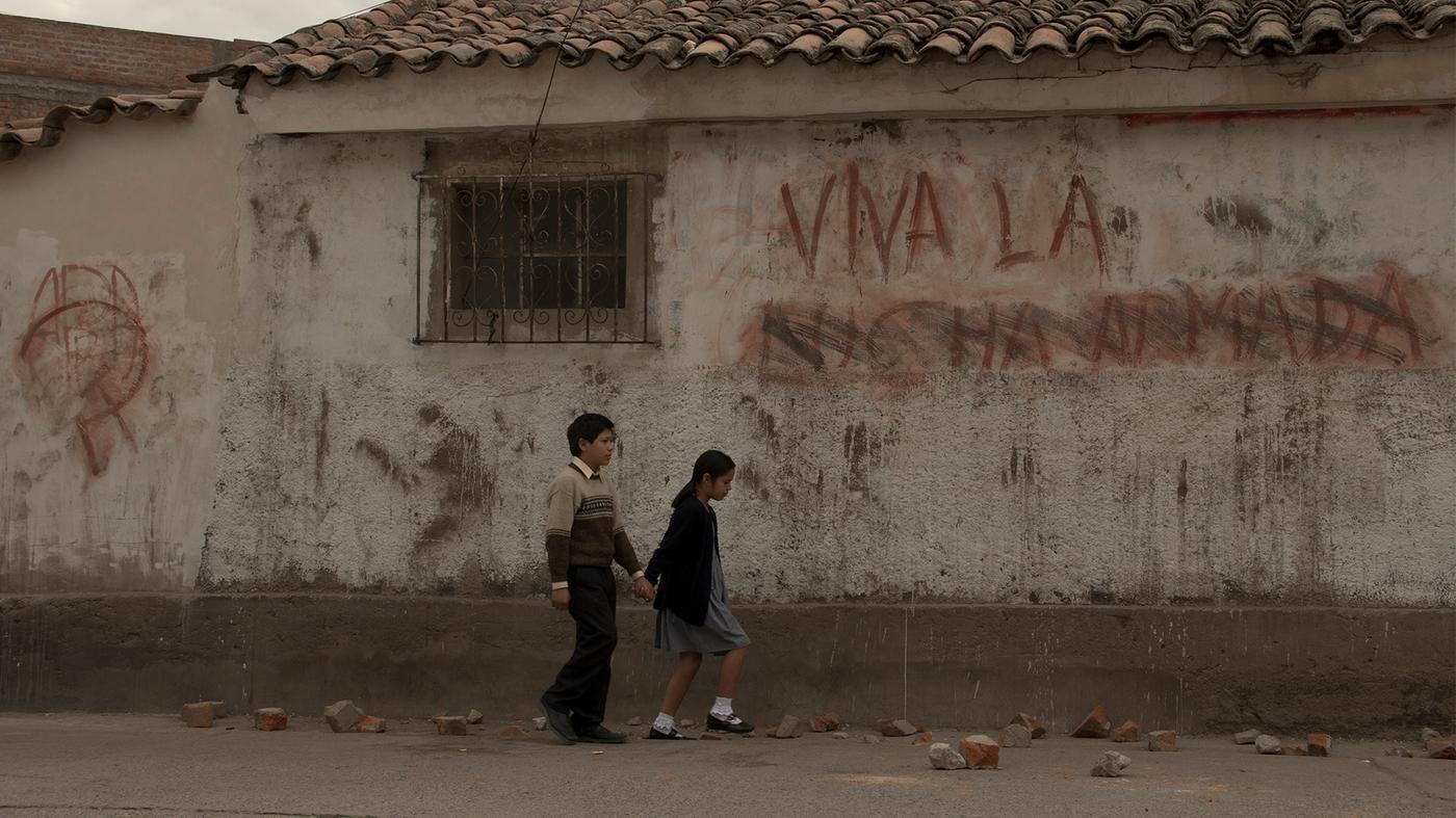 La Casa Rosada 2018 movie scene
