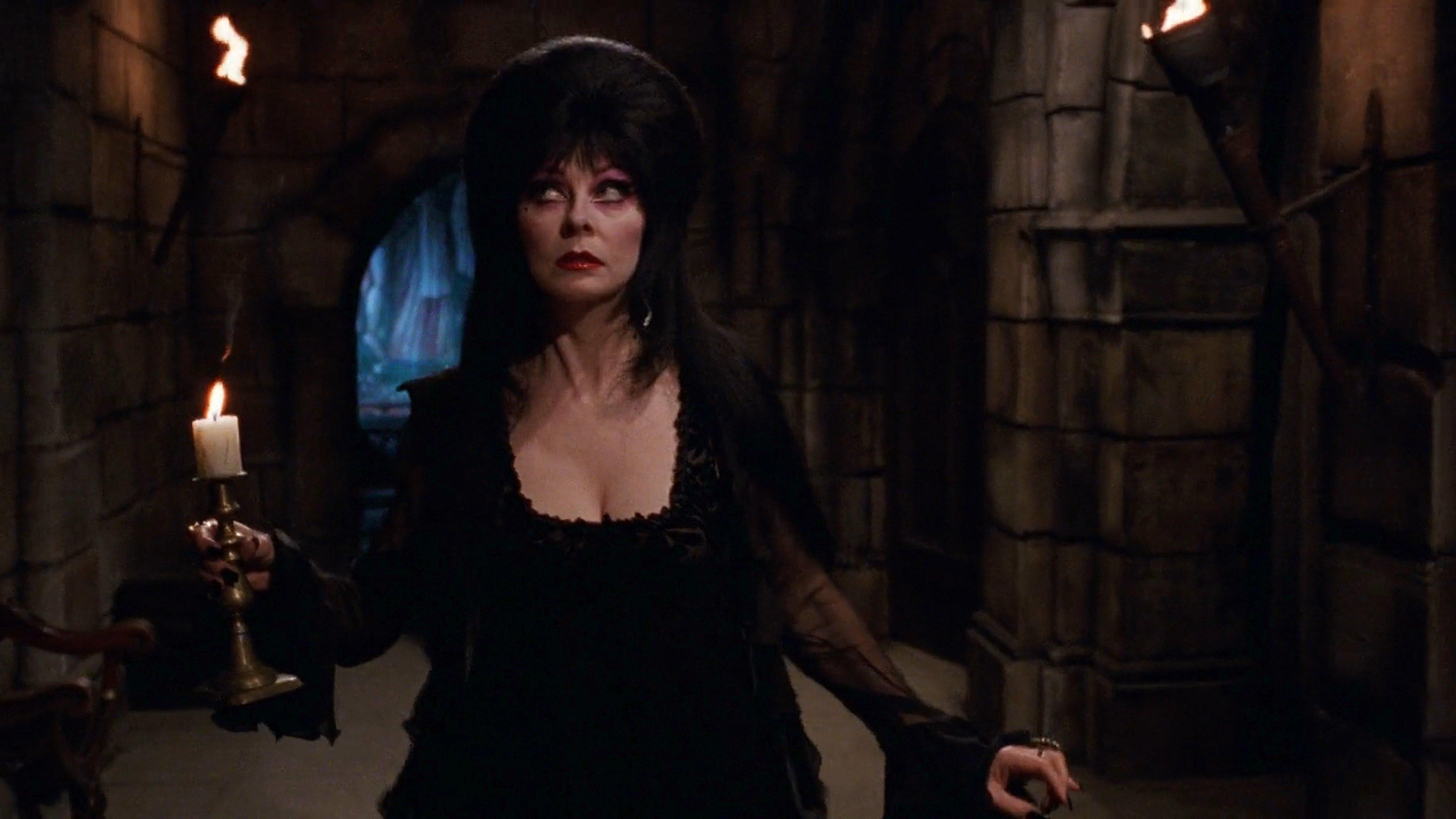 Elvira's Haunted Hills 2002 movie scene