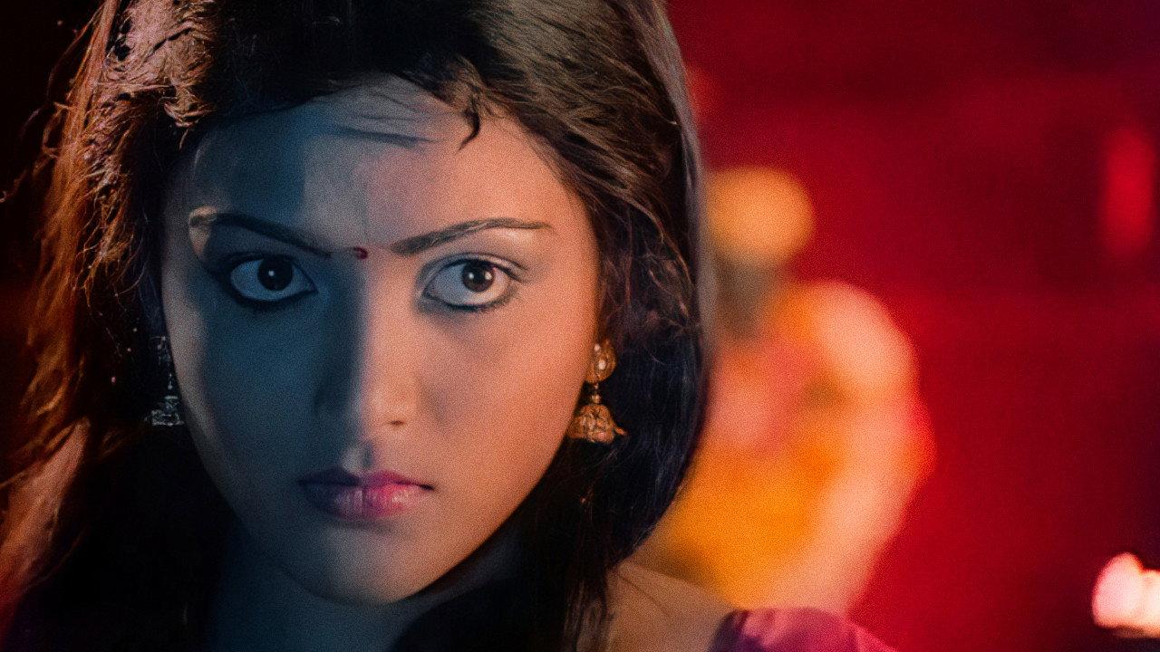 Varusham Padhinaaru 1989 movie scene