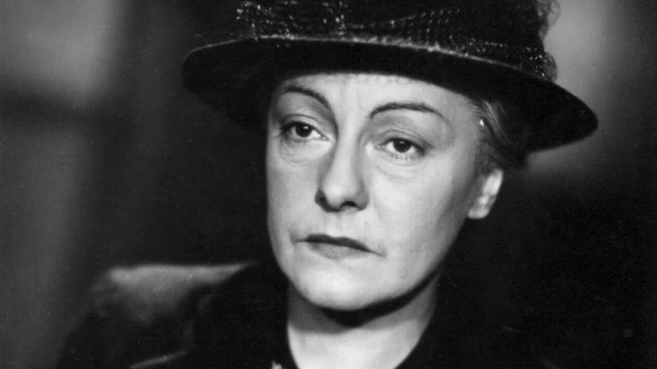 The Blue Veil 1942 movie scene