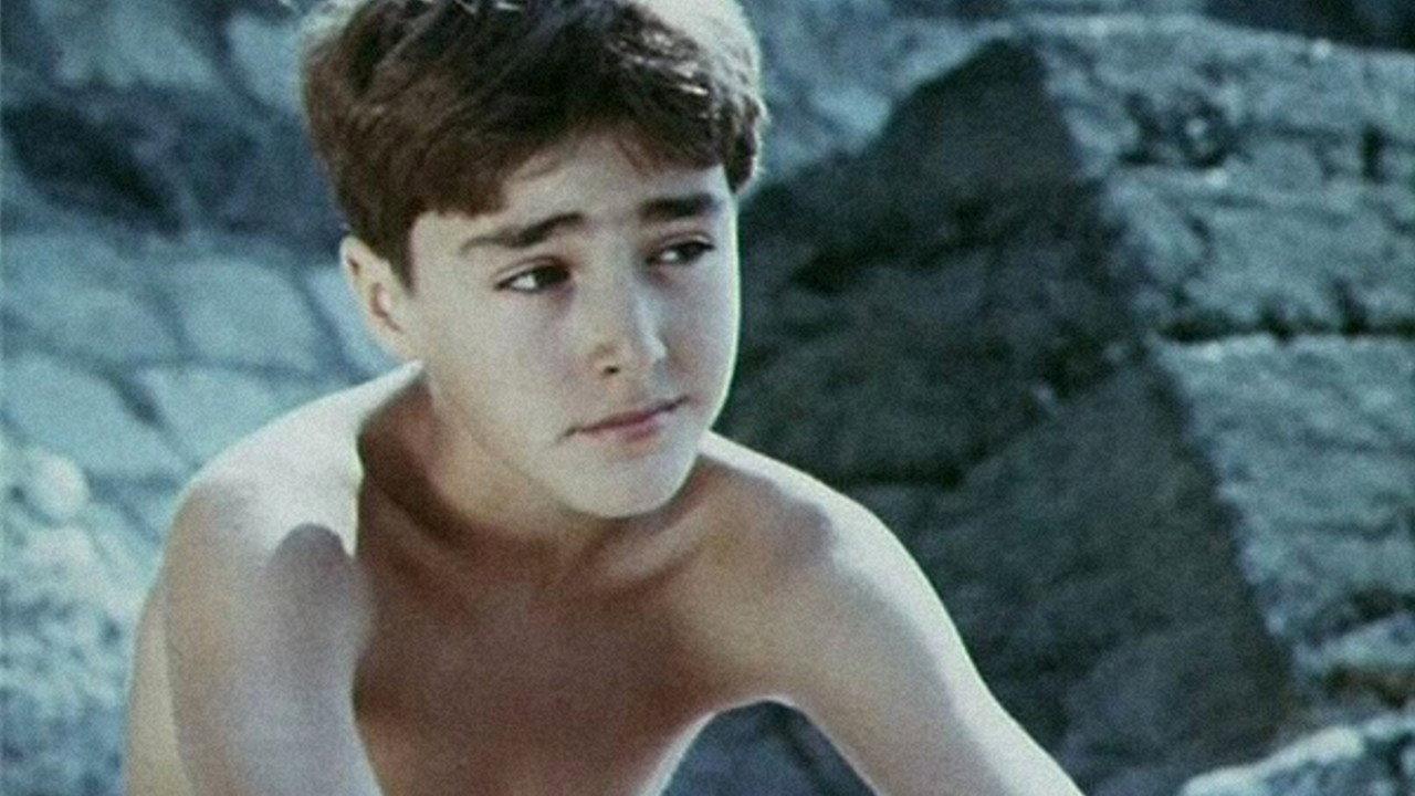 Holiday in Expectation of a Holiday 1989 movie scene