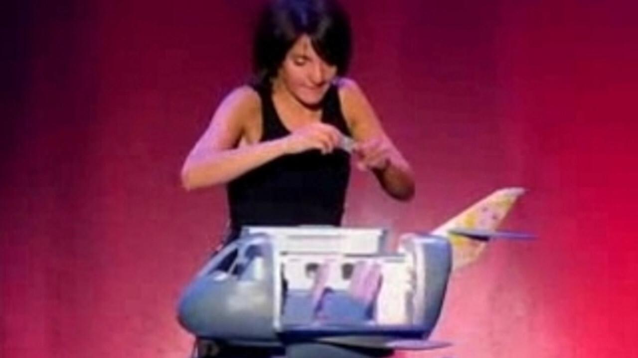 Florence Foresti fait des sketches à la Cigale 2006 movie scene