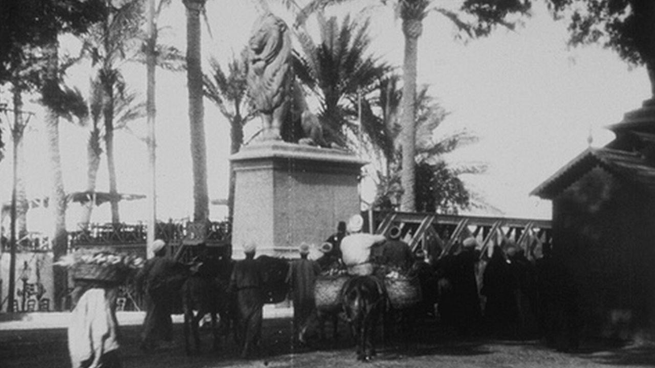 Le Caire, Kasr-el-Nil 1897 movie scene
