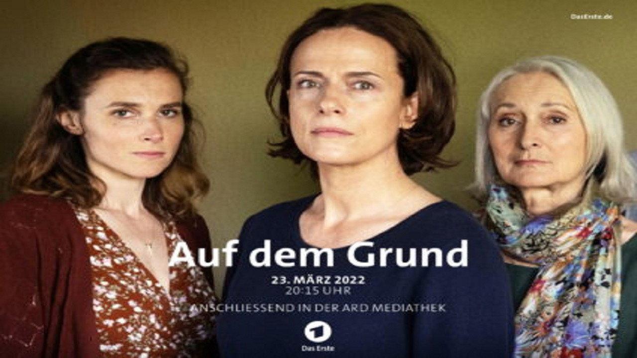 Auf dem Grund 2022 movie scene