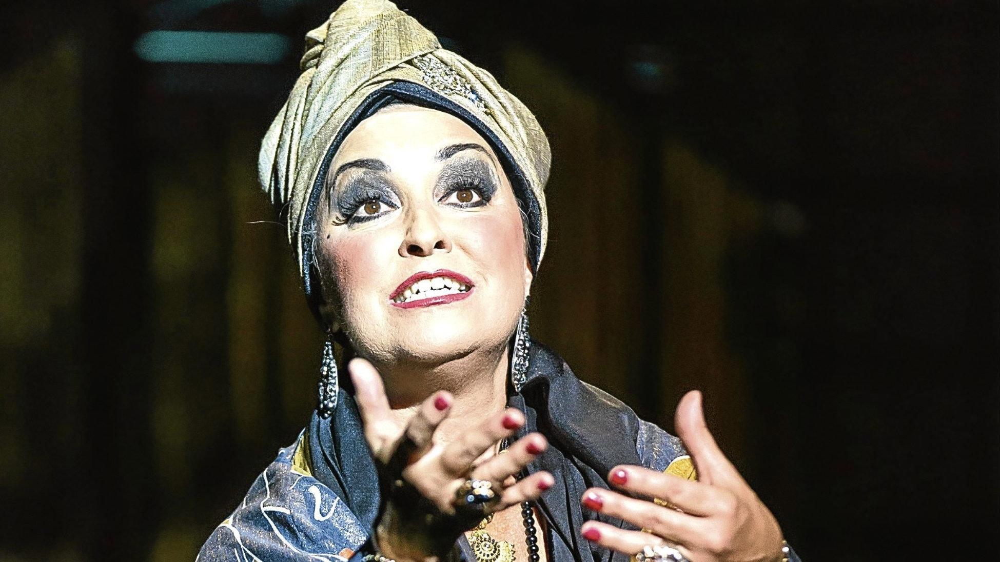 Sunset Boulevard in Concert 2020 movie scene