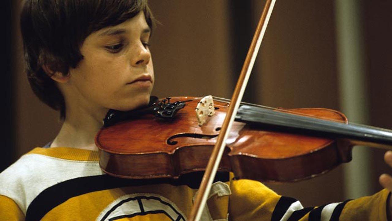 Gaston's Recital 1974 movie scene