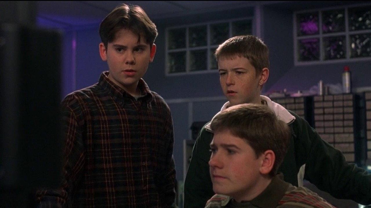 Gadgetman 1996 movie scene
