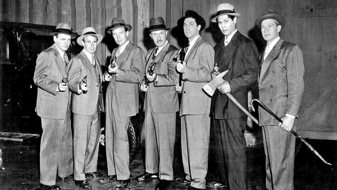 The Scarface Mob 1959 movie scene