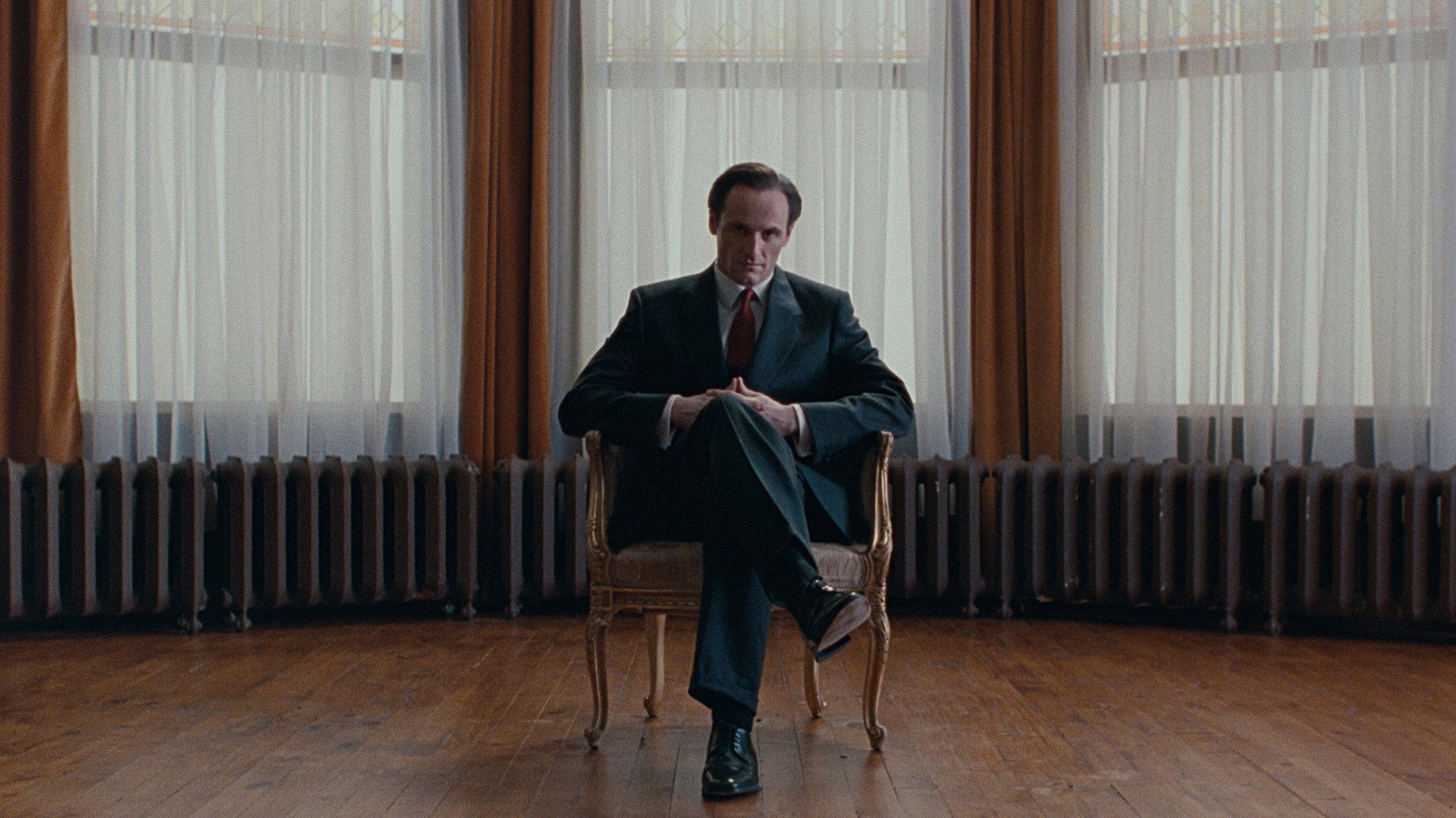 Thirty Two Short Films About Glenn Gould 1993 movie scene