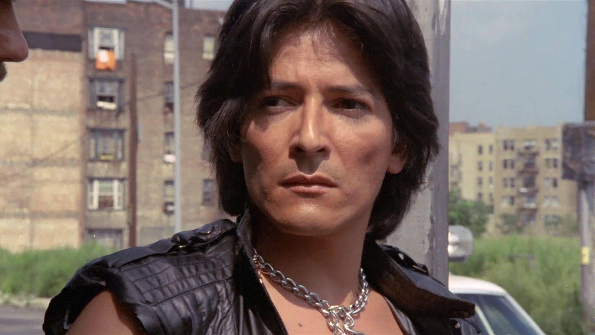 Tenement 1985 movie scene