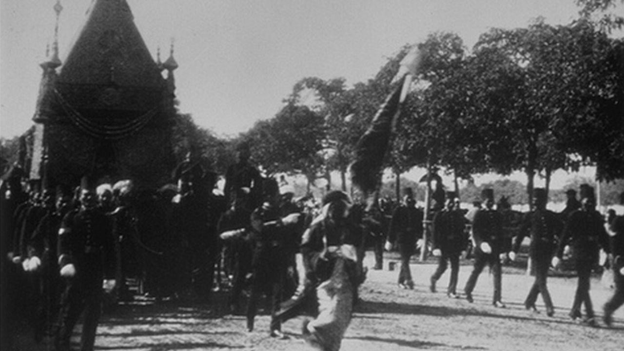 Procession of the Sacred Carpet 1897 movie scene