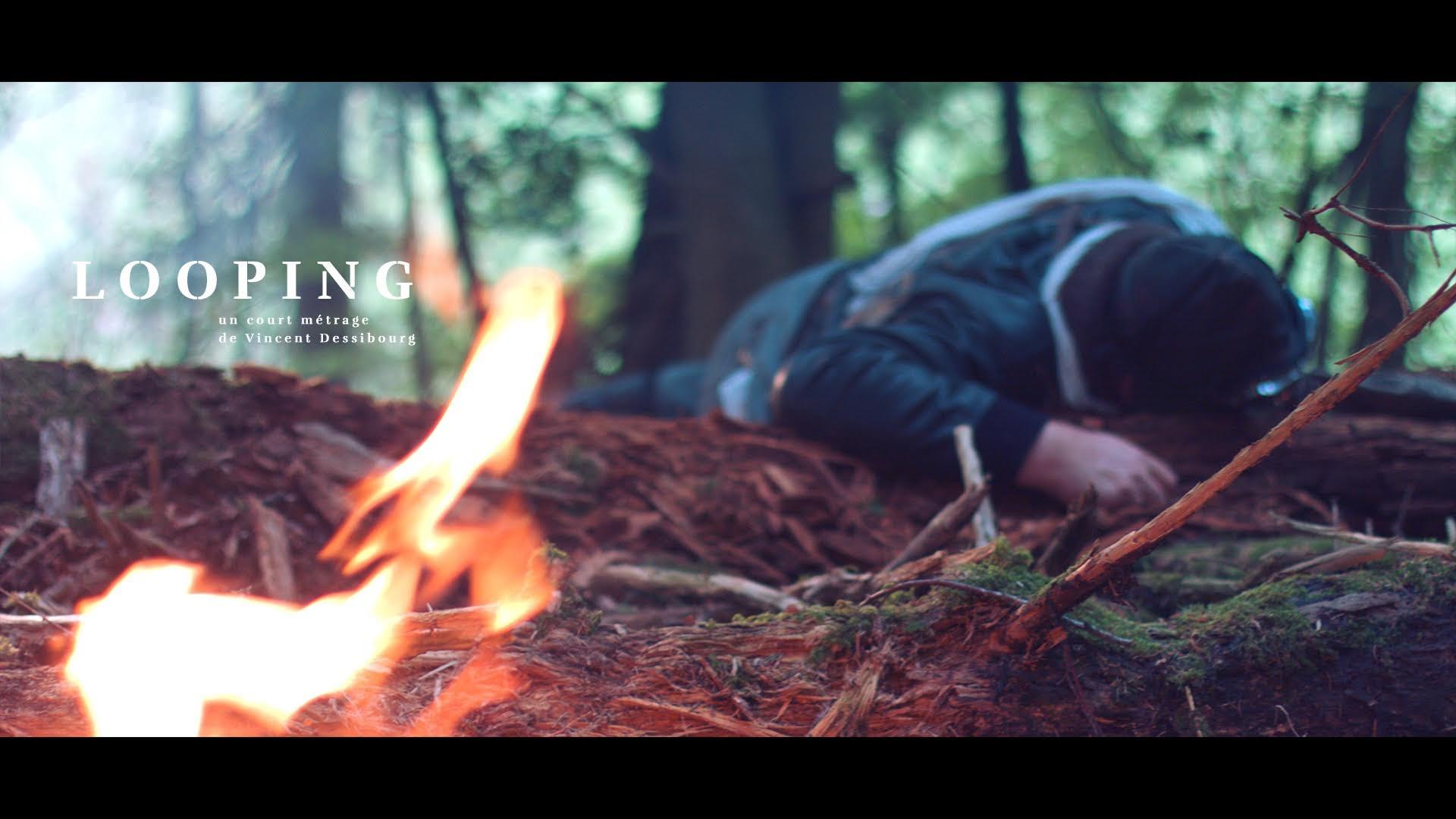 Looping 2019 movie scene