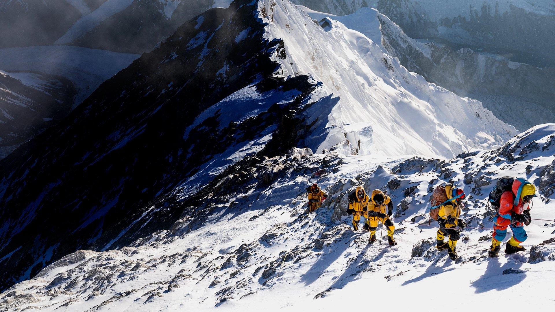 Lost on Everest 2020 movie scene