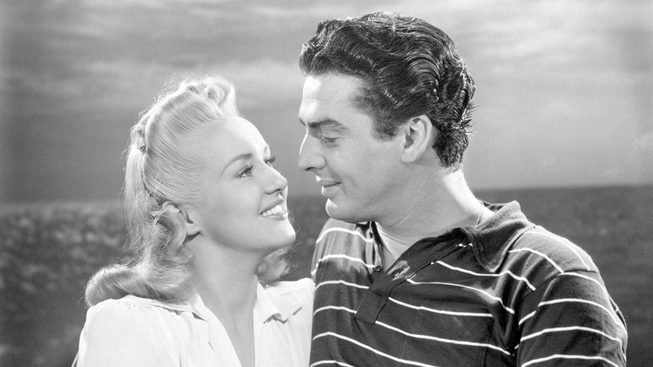 Song of the Islands 1942 movie scene
