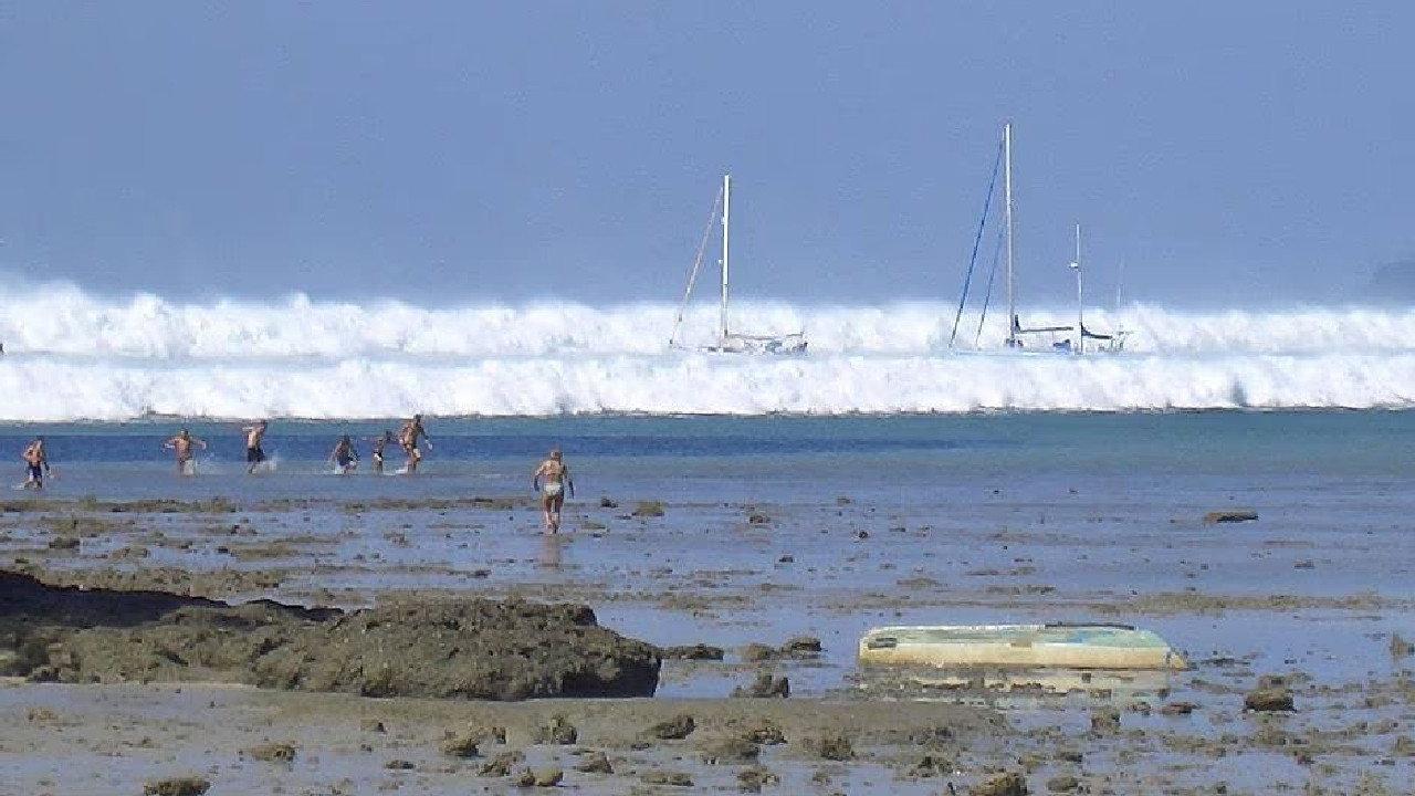 Tsunami: Caught on Camera 2009 movie scene
