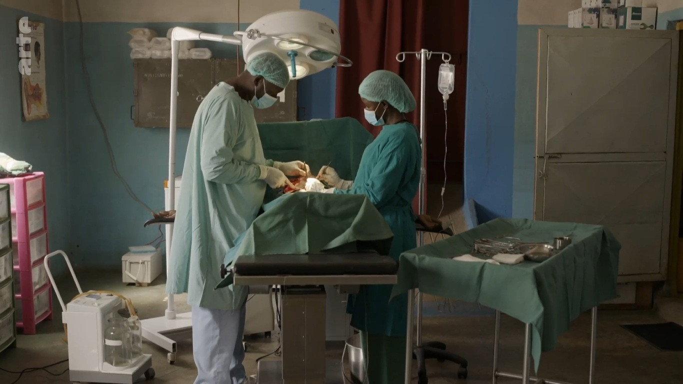 Sudan: Ein Krankenhaus im Schatten des Krieges 2025 movie scene