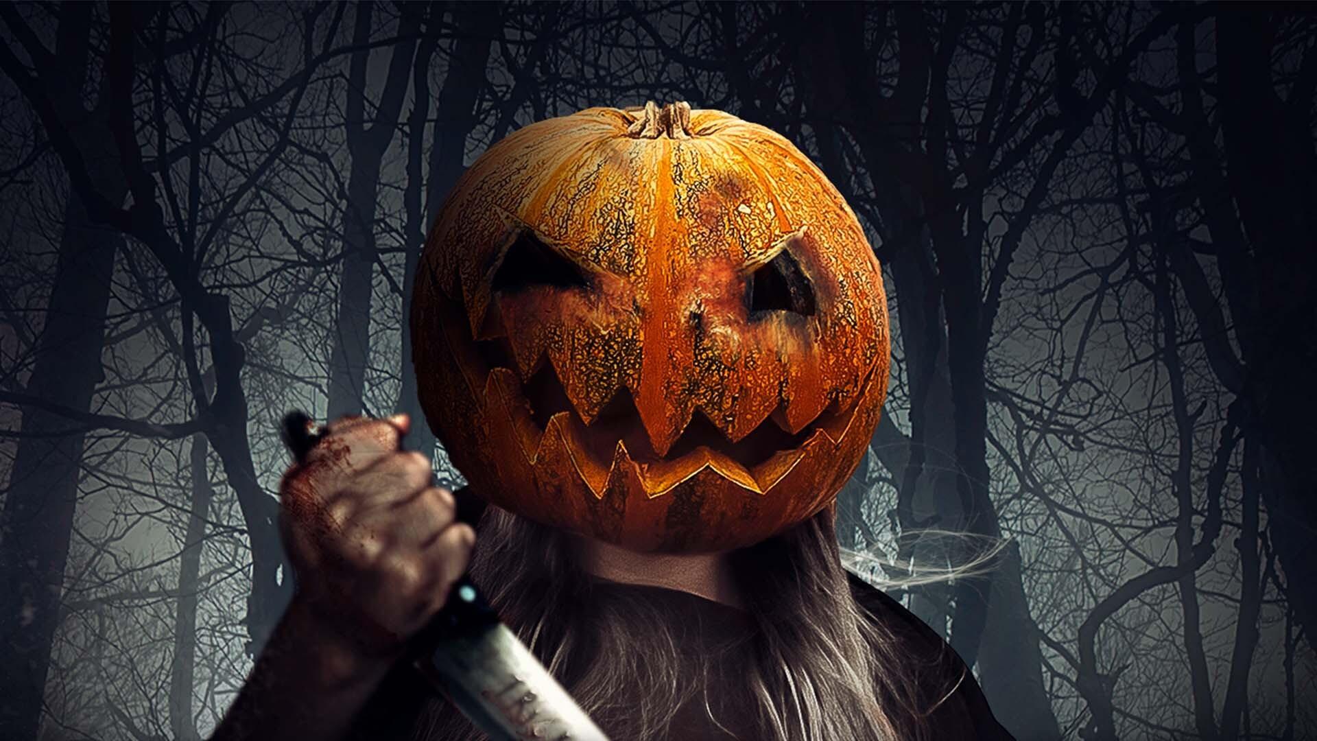 Halloween at Aunt Ethel's 2019 movie scene