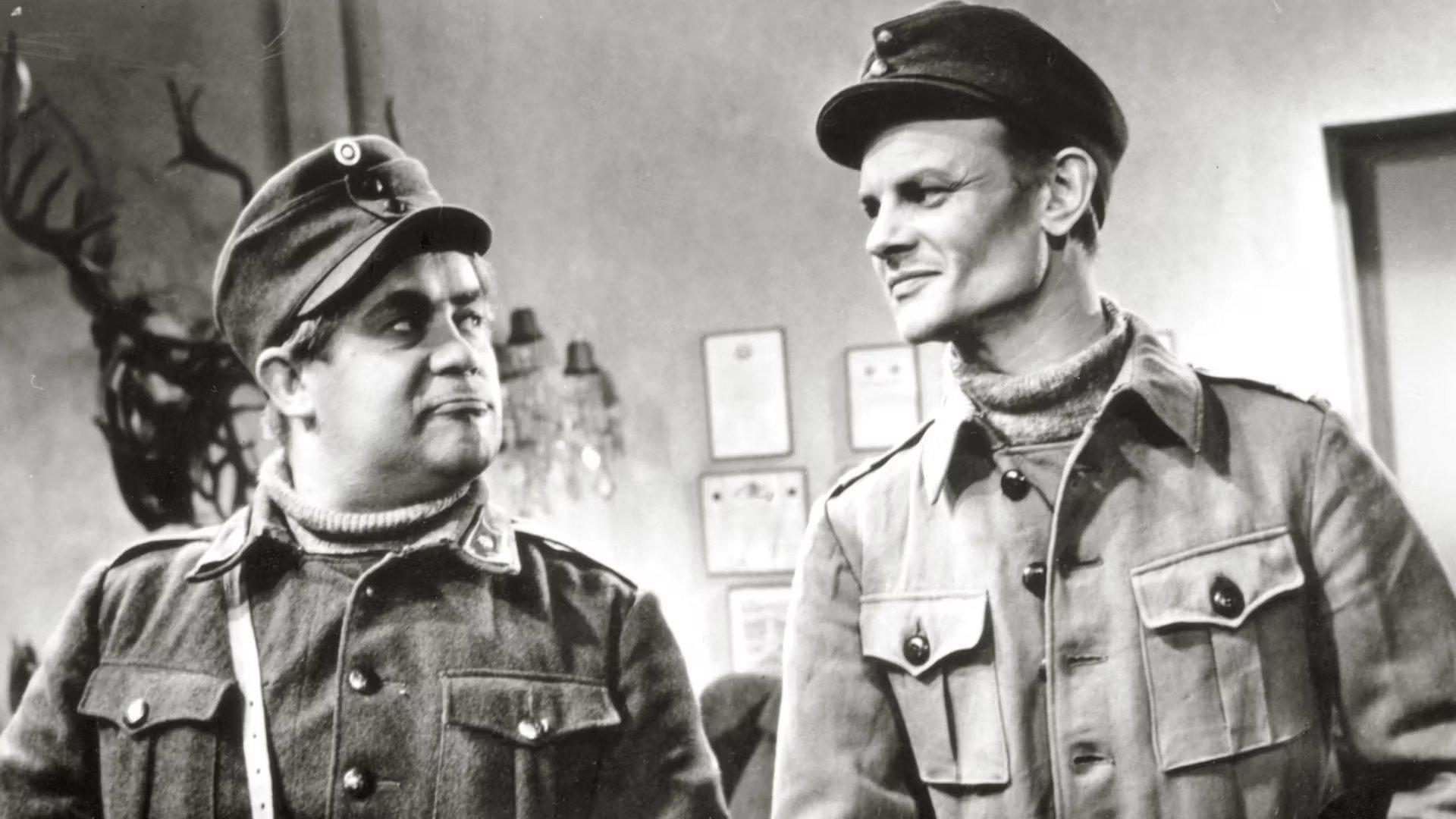 Ryhmy ja Romppainen 1941 movie scene